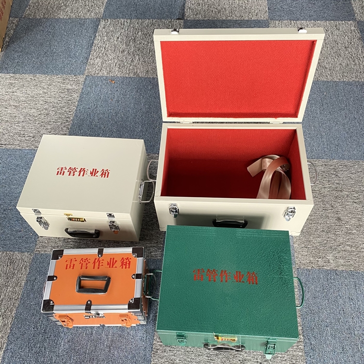 虎门港管委会爆破工程作业箱如何选择?玻璃钢与传统材质的全面对比